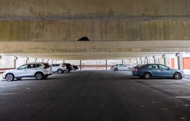 Tall Oaks Village unit 305, South Weymouth, MA 02190 - photo 3