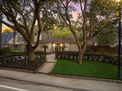 10106 Briar Forest Dr, Houston, TX 77042 - photo 6