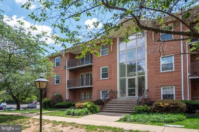 3336 Spring Ln unit A30, Baileys Crossroads, VA 22041 - photo 5