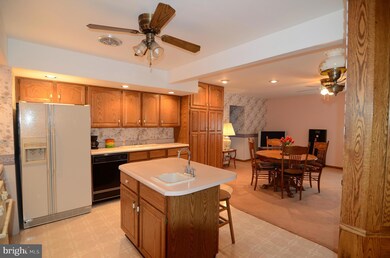 615 Hopkins St, Brooklyn, MD 21225 - photo 7