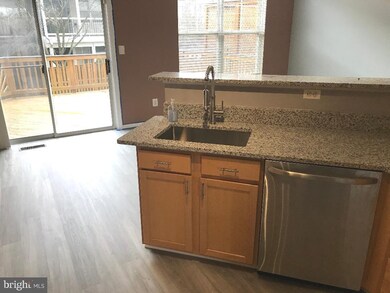 42954 Beachall St, Chantilly, VA 20152 - photo 6