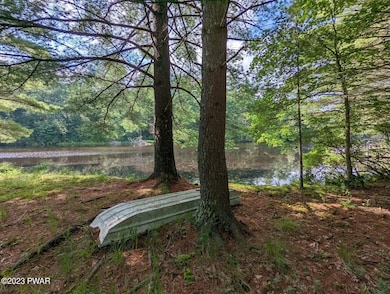 146 Beach Ln, Dingmans Ferry, PA 18328 - photo 2