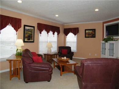 4251 Revere Dr unit 11, Plainfield, IN 46168 - photo 3