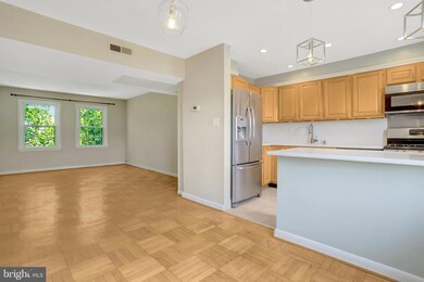 1107 Belle View Blvd unit C2, Alexandria, VA 22307 - photo 2