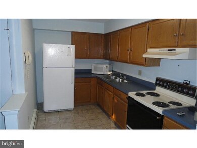 328 Walnut Court Way unit D28, Kennett Square, PA 19348 - photo 2