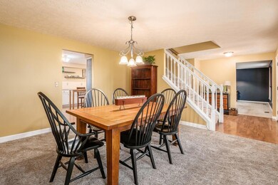Entry and Dining room