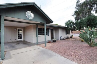1201 E Becker Ln, Phoenix, AZ 85020 - photo 2