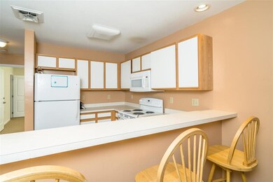 2455 Campus View Cir unit 103, Harrisonburg, VA 22801 - photo 2