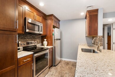 110 Carriage Ln unit 110, Taunton, MA 02780 - photo 4