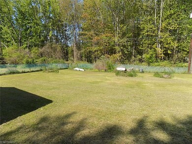 522 Lafayette Blvd, Sheffield Lake, OH 44054 - photo 3