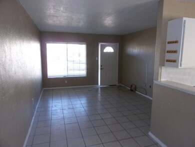 1611 Globe Cir, El Paso, TX 79915 - photo 3