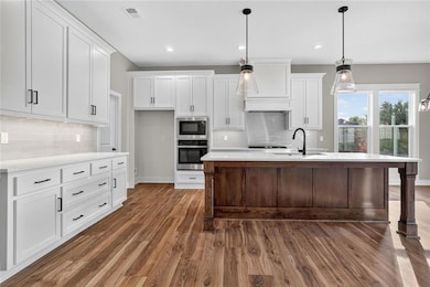 14198 S Pickering St, Olathe, KS 66061 - photo 5