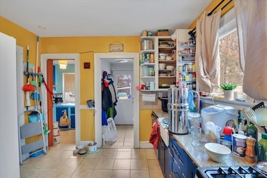 72 Saint Charles St, West Hartford, CT 06119 - photo 7