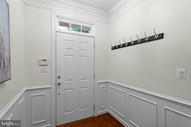 4176 Timber Log Way, Fairfax, VA 22030 - photo 2