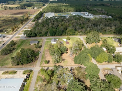 1115 Oak St, Pine Prairie, LA 70586 - photo 3