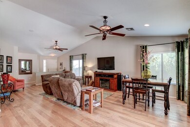 7954 E Dartmouth St-10