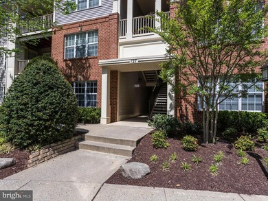 127 Timberbrook Ln unit 101, Gaithersburg, MD 20878 - photo 3
