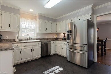 1077 Amity Rd, Asheboro, NC 27203 - photo 5