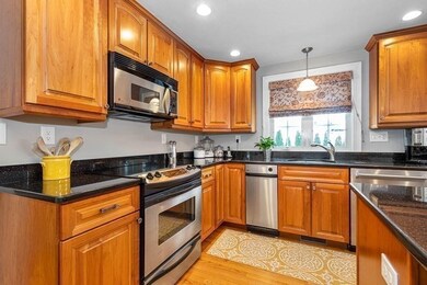 32 Lafayette St, Everett, MA 02149 - photo 7