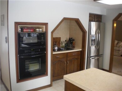 571 Fairmont Ave, North Tonawanda, NY 14120 - photo 6