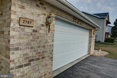 2787 Fillmore Dr, Chambersburg, PA 17201 - photo 3