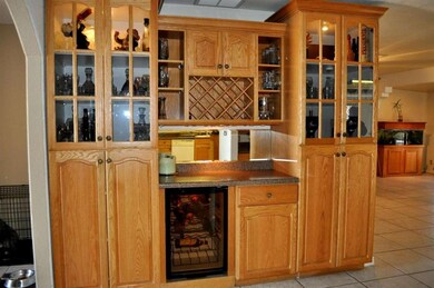 Beautiful Built In Wet Bar & Cabs