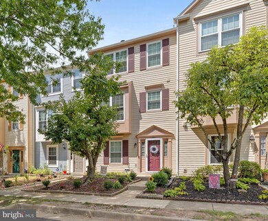 13911 Gunners Place, Centreville, VA 20121 - photo 2