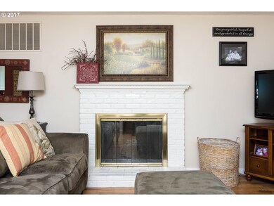 1570 Monterey Ave, Eugene, OR 97401 - photo 7