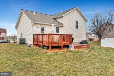 1464 Mountain Shadow Terrace, Fayetteville, PA 17222 - photo 4