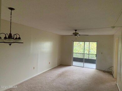 tomoka oakwood living room to sliders to