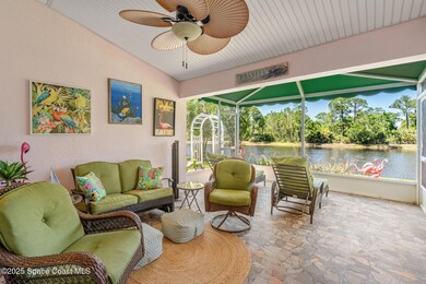 Exteneded Screened Lanai Views