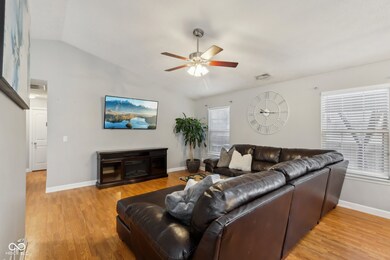 12226 Meadowfield Cir, Indianapolis, IN 46235 - photo 7