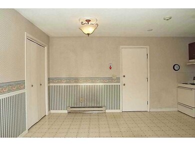 11 Apple Valley Pkwy unit 9, Greenville, RI 02828 - photo 4