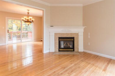 25 Fox Hollow Dr, Newmarket, NH 03857 - photo 4