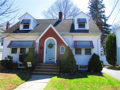 186 Elsie St, Cranston, RI 02910 - photo 2