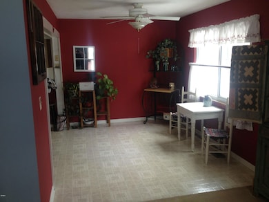 808 Hickory Dr, Marysville, OH 43040 - photo 5