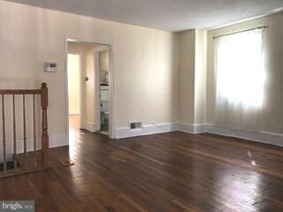 3809 Stokes Dr, Baltimore, MD 21229 - photo 6