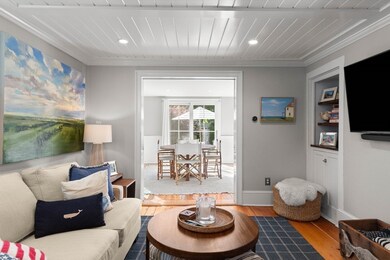 37 Olive St, Newburyport, MA 01950 - photo 3