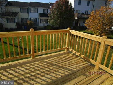 614 Knightsbridge Dr, Hagerstown, MD 21740 - photo 2