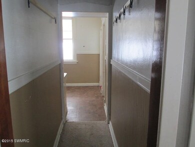 1402 Sheridan Ave, Niles, MI 49120 - photo 5