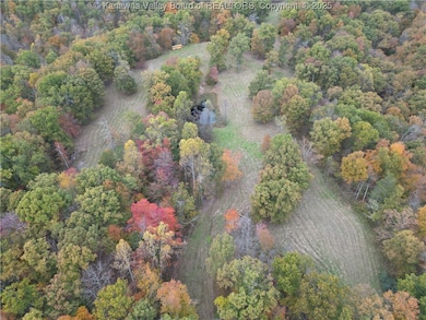 3948 Long Ridge Rd, Apple Grove, WV 25502 - photo 4