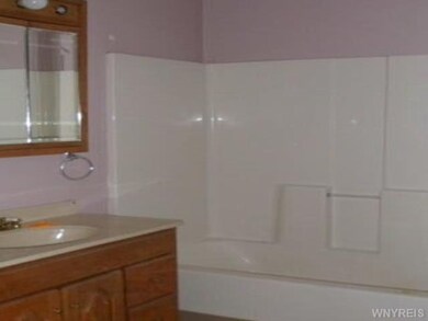 33 Ward Rd, North Tonawanda, NY 14120 - photo 4