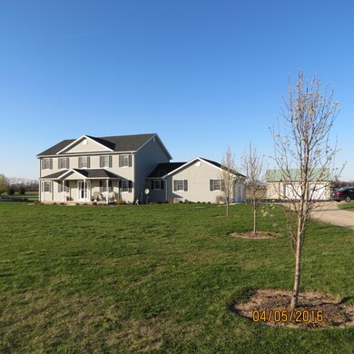 18654 Commercial Point Rd, Circleville, OH 43113 - photo 2