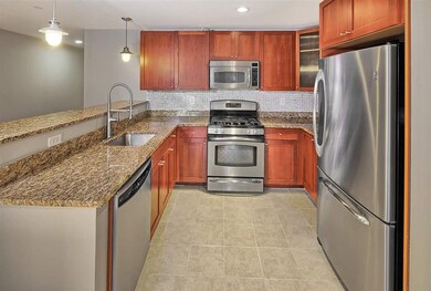 700 Grove St unit 4K, Jersey City, NJ 07310 - photo 5