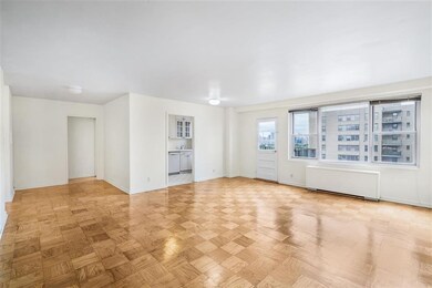 225 Saint Pauls Ave unit 15G, Jersey City, NJ 07306 - photo 6