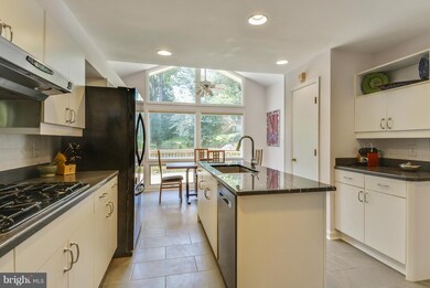 5851 Upton St, McLean, VA 22101 - photo 7