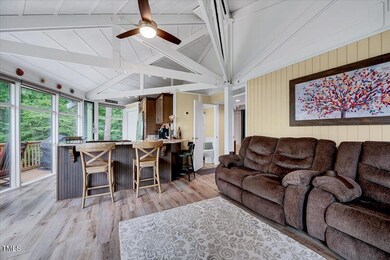 07-819 Hilltop Cir-7