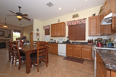 11 Kitchen 1