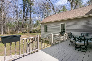 216 Mitchell Rd Cape Elizabeth-large-002