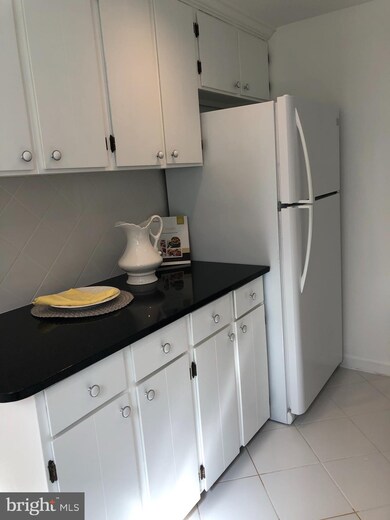 2812 S Abingdon St unit A, Arlington, VA 22206 - photo 6